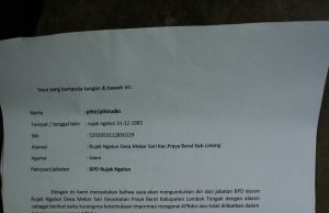 Berjamaah,sekdes dan ketua BPd dan perangkat desa mekar sari undur diri