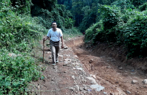 Bergerilya ke Batu Lanteh.Doktor Zul Dorong Pembangunan Jalan dan Pabrik Pengolah Kopi