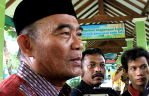 Tahun 2018 Ini, 100.000 Honorer Diusulkan Jadi PNS. Begini Kata Kemendikbud
