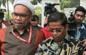 Aliran Dana Idrus Marham. KPK Didesak Periksa Ngabalin kasus idru marham