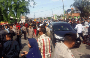 Deklarasi Prabowo-Sandi di Bekasi Dibubarkan Polisi. Polisi Beralasan Begini deklarasi prabowo-sandi dibubarkan