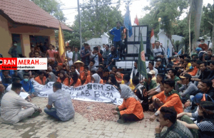 demo harga bawang