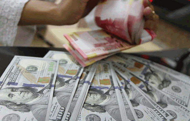 dollar-tembus-15-ribu polisi pasca rupiah anjlok