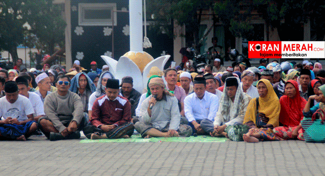pedagang pasar renteng istigosah