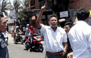 Balehonya Dicabut Bawaslu, Caleg Demokrat Ini Ngamuk