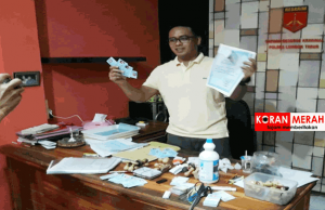 Polres Lotim Gerebak Sindikat Pembuatan KTP. Diduga Untuk Pilkada Dan Pilpres