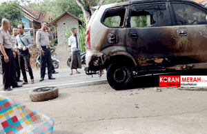 Polisi Selidiki Pembakaran Mobil Mantan Staf Desa Mekar Sari
