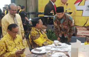 TGB Akhiri ‘Dudanya’ Ke Golkar, Elit NW Pancor Masih ‘Cerai-Berai’ di Partai Lain