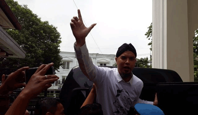 konser-ahmad-dhani