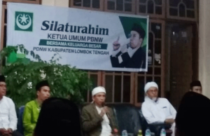 Bertemu Pengurus NW di Loteng, TGB Tegaskan Jokowi Tak Anti Islam