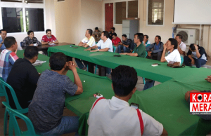 Staf Kecamatan Pujut Datangi Polres Dan Bawaslu. Sebut KAPEK Loteng Tebar Fitnah