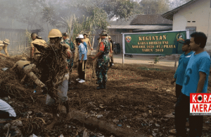 TNI Bersih Bersih di Leneng Dan Bagu. Cara Libatkan Warga Sadar Lingkungan