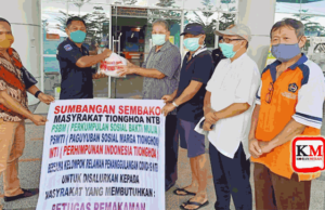 Pojok NTB Dan Warga Tionghoa Mataram Salurkan Sembako Ke Petugas Medis