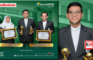 Bank NTB Syariah Borong Tiga Penghargaan Top BUMD Awards 2020