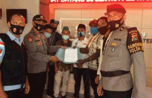 Sebut Demo Omnibus Law Ditunggangi, Menko Airlangga Dipolisikan Ke Polda NTB