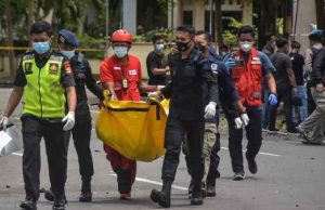 Bom Bunuh Diri Goncang Gereja Katedral Makasar. Polisi Sebut Pelakunya 2 Orang