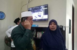 Bikin Bengong, Maling Mobil di Masjid Agung Praya Santai Banget. Pemilik Rugi Rp.300 Juta