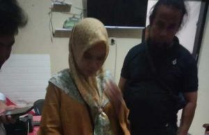 Maling Gondol Emas Batangan di Praya