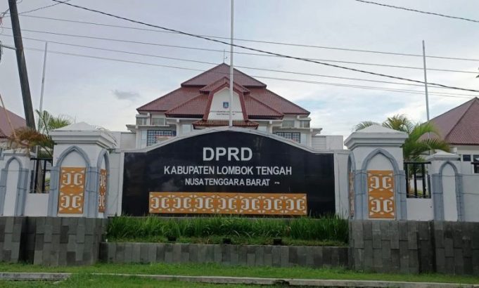 DPRD Lombok Tengah Minta Pengecer Jual Pupuk Subsidi Sesuai HET
