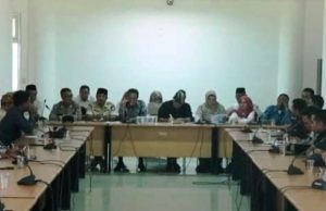 Komisi IV DPRD Lombok Tengah Terima Hearing Kadus Terkait Kecimol dan Ale-ale