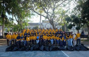 KPP Pratama Praya Gelar Aksi Bersih dan Bakti Sosial untuk Peringati Hari Pajak 2024