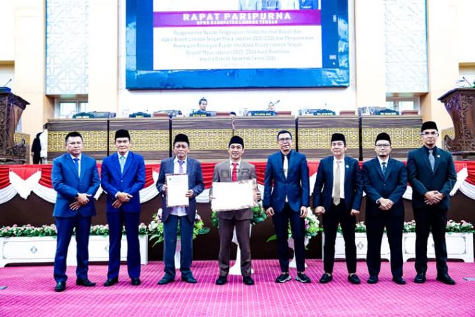DPRD Lombok Tengah Gelar Sidang Paripurna Usulan Pemberhentian dan Penetapan Bupati-Wakil Bupati