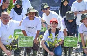 Ratusan Hektare Pesisir Mandalika Ditanami Bakau, InJourney Komitmen Wujudkan 1 Juta Pohon