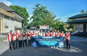 Dukung Kemanusiaan di Aceh, Bank NTB Syariah Fasilitasi Operasional Ambulance Tim Medis NTB