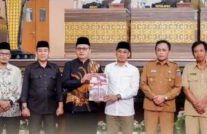 DPRD Lombok Tengah Gelar Paripurna Penyampaian LKPJ APBD 2025, Dilanjutkan Halal Bihalal