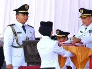 Bupati Pathul Pimpin Apel HUT ke-81 Kemerdekaan RI di Lombok Tengah